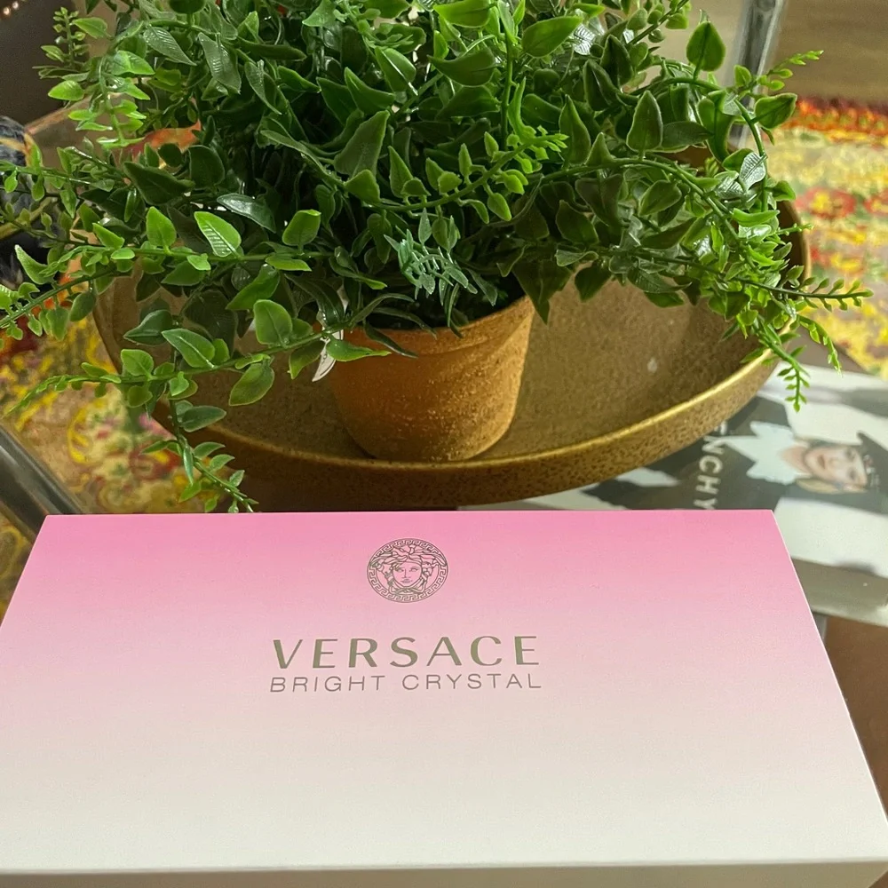 versace - Picture 6 of 6